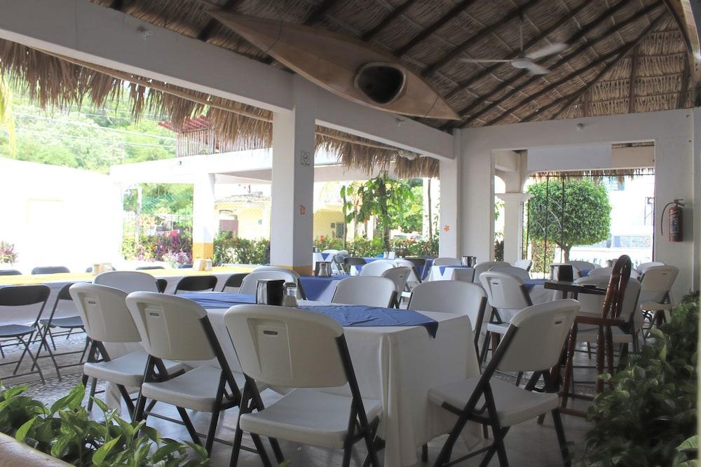 Hotel Arrecife Huatulco Plus Santa Cruz Exterior foto